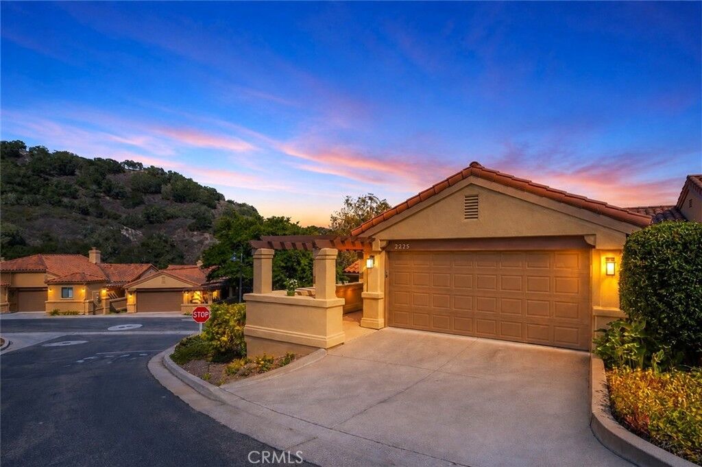 Property Photo:  2225 Cranesbill  CA 93424 