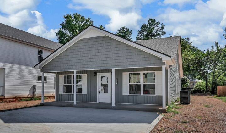 Property Photo: 2627 Scott Dr TN 37042