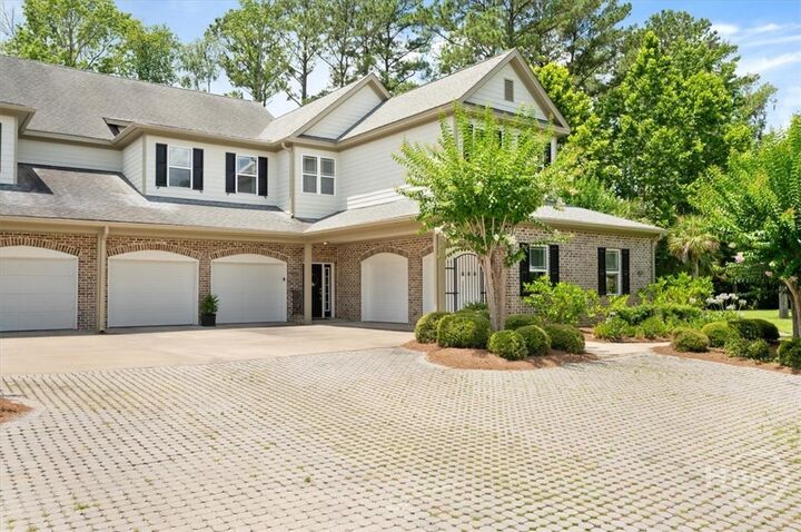Property Photo: 2604 River Oaks Drive GA 31324
