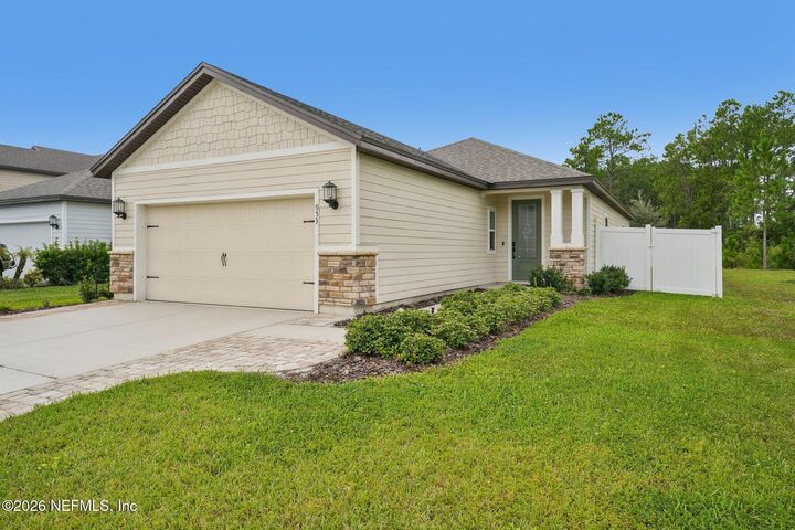 Property Photo:  953 Morgans Treasure Road  FL 32084 