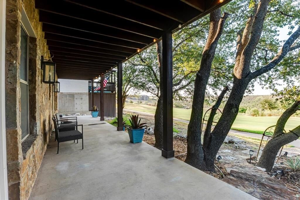 Property Photo: 115 Turnberry Loop TX 76449