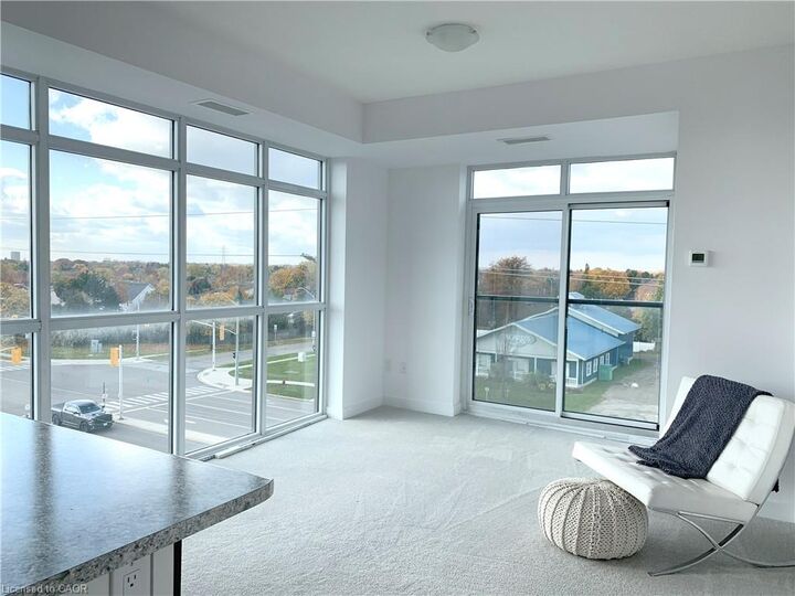 Property Photo:  450 Dundas Street E 402  ON L8B 1Z2 