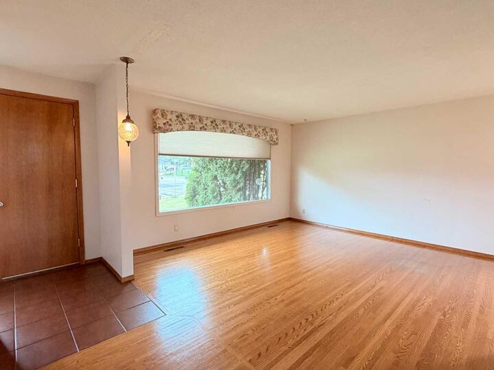 Property Photo: 5103 40 Street AB T4G 1H8