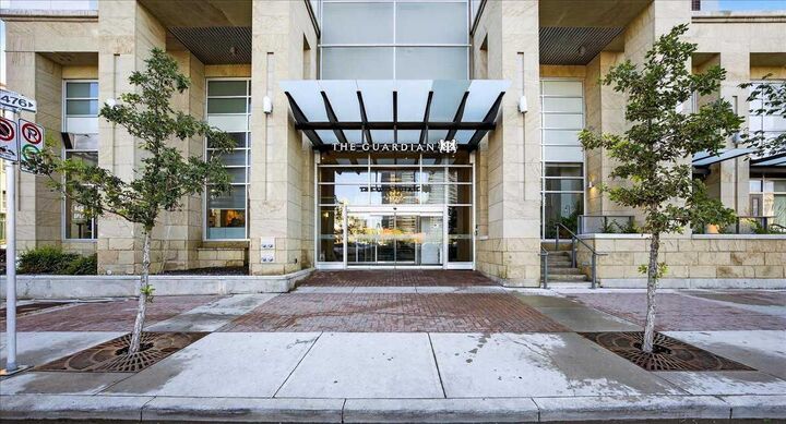 Property Photo:  1122 3 Street SE 2703  AB T2G 1H7 