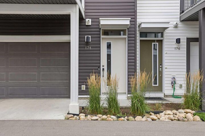 Property Photo:  174 Walgrove Common SE  AB T2X 4C2 