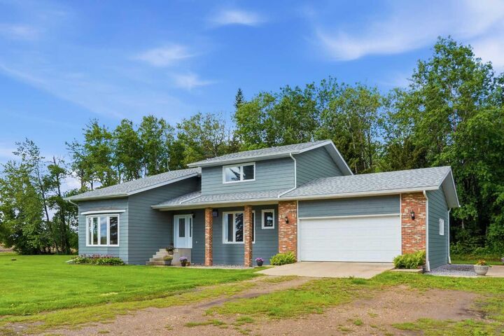 Property Photo:  674036 Range Road 190  AB T0A 1V0 