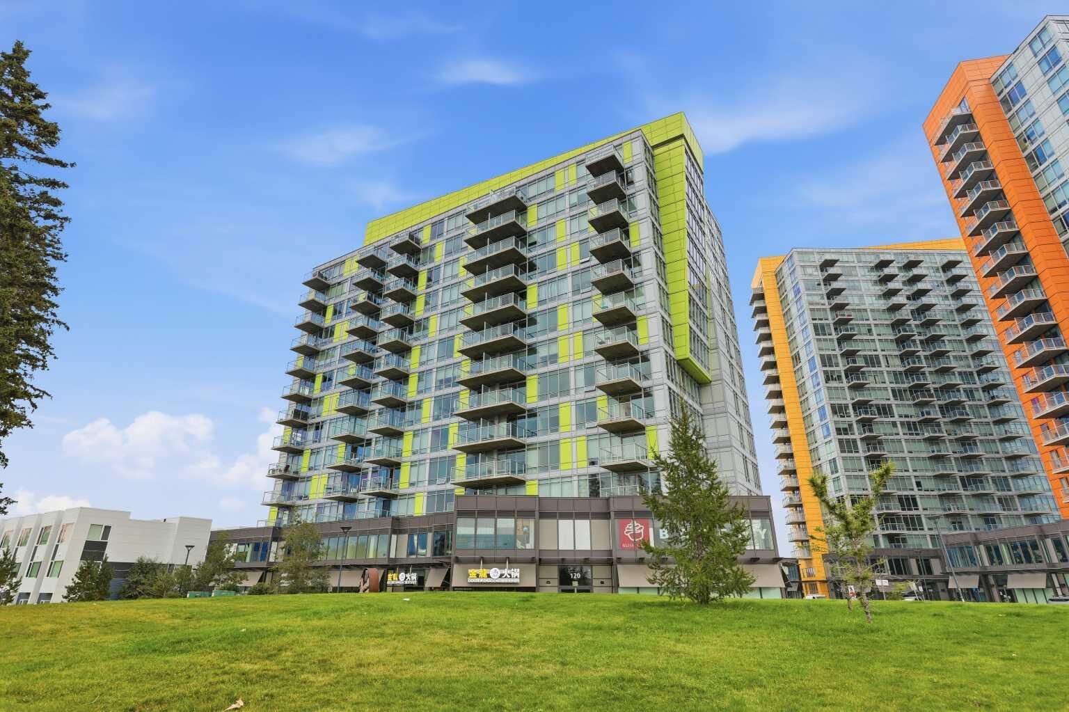 Property Photo: 30 Brentwood Common NW 608 AB T2L 2L8