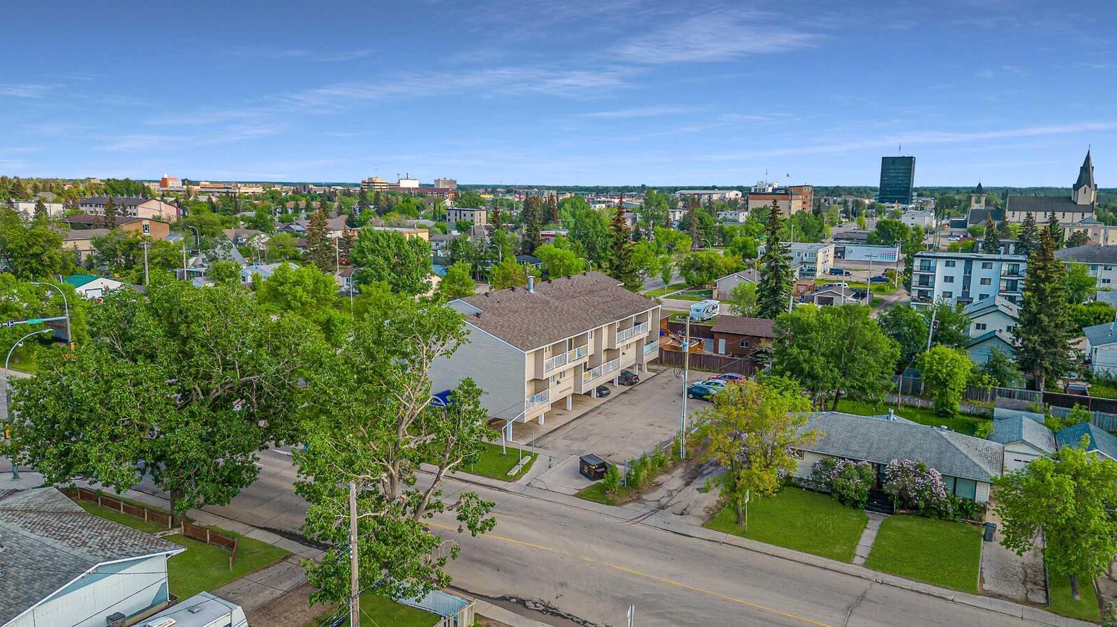 Property Photo:  10201 108 Avenue 302  AB T8V 1P4 
