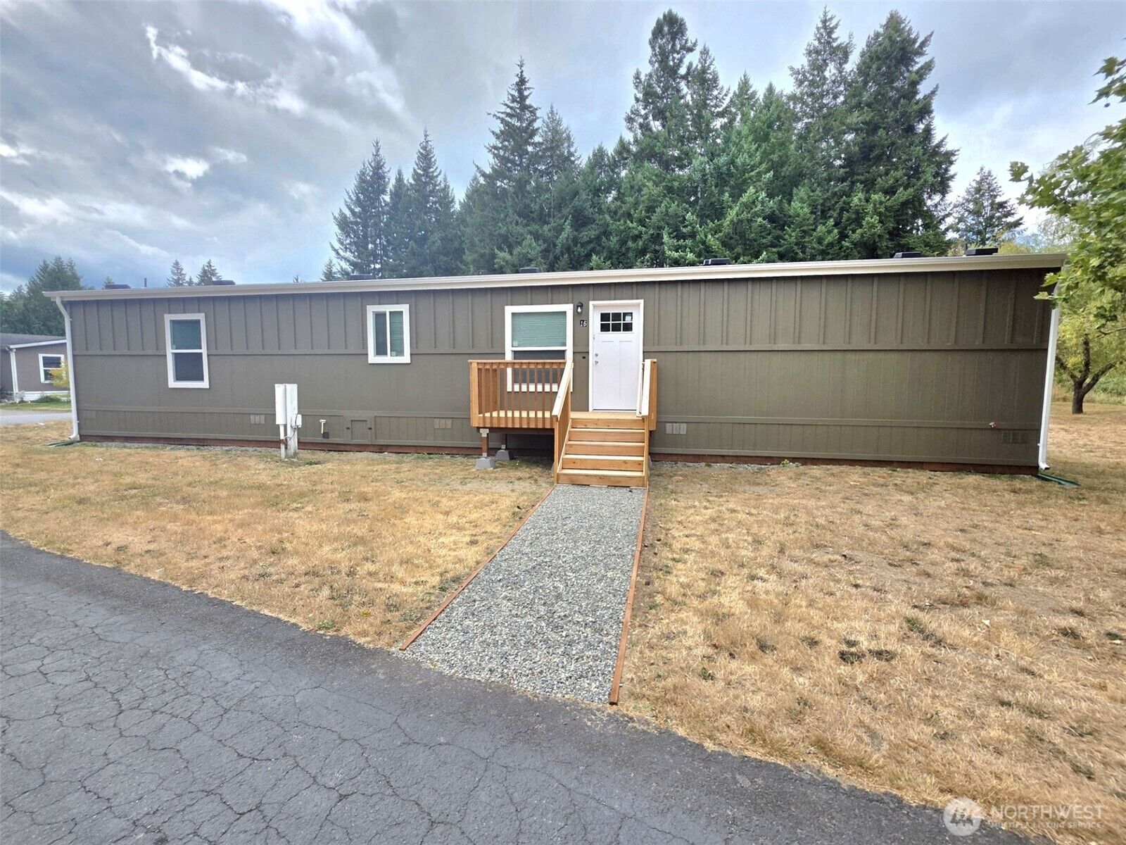 Property Photo: 17114 153rd Street SE 16 WA 98597