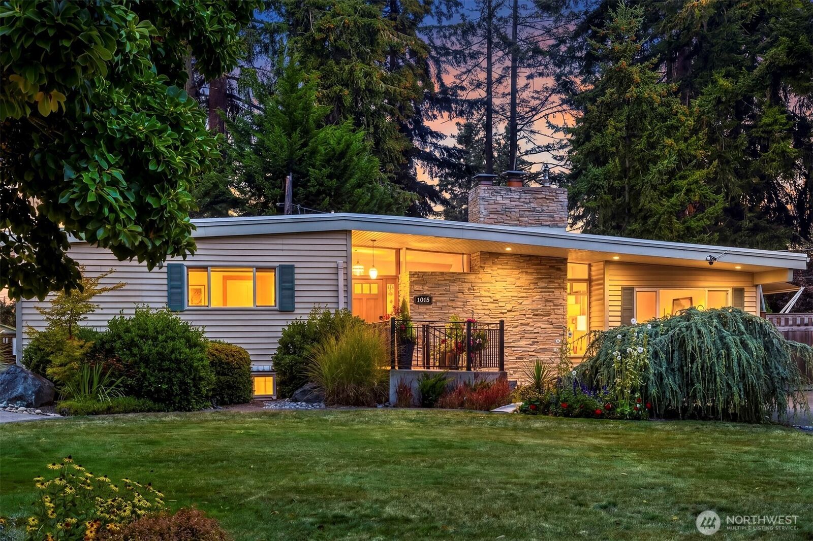 Property Photo: 1015 Fir Park Lane WA 98466