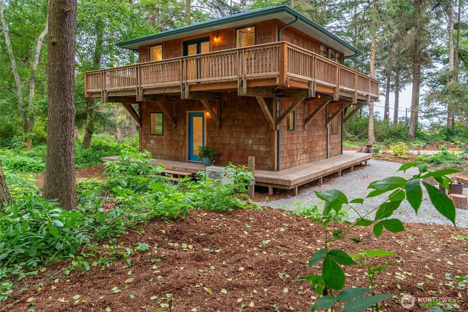 Property Photo:  1580  West Beach Road  WA 98277 