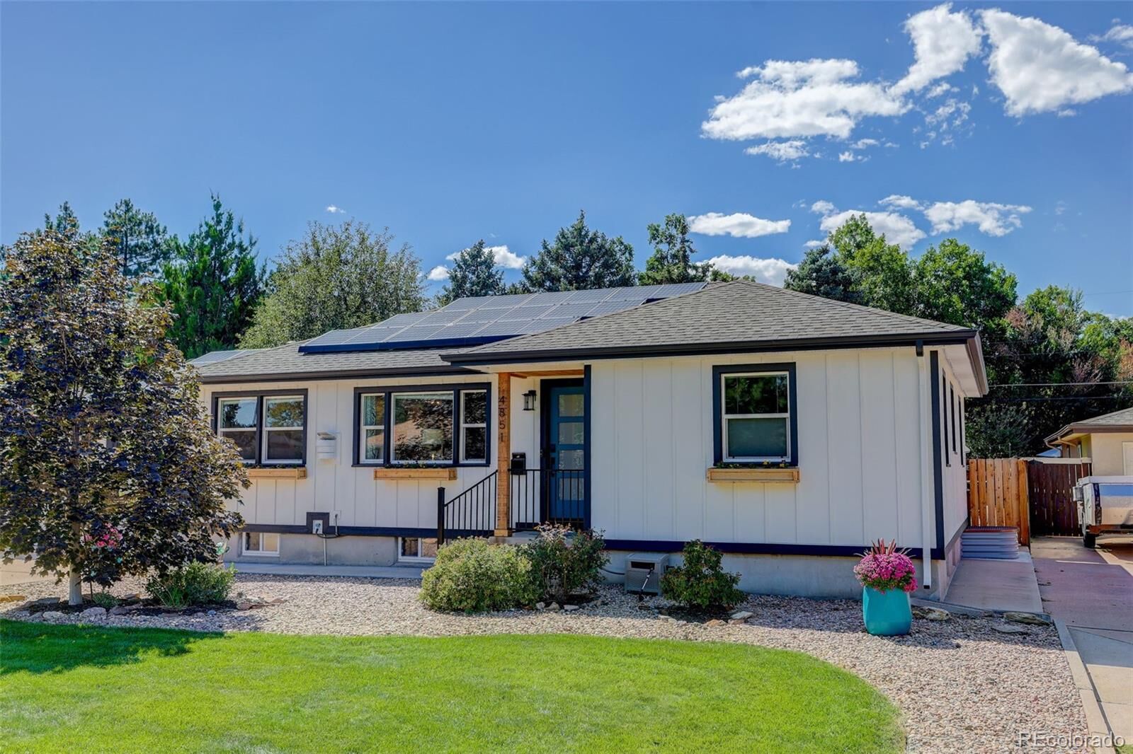 Property Photo:  4851 S Elati Street  CO 80110 