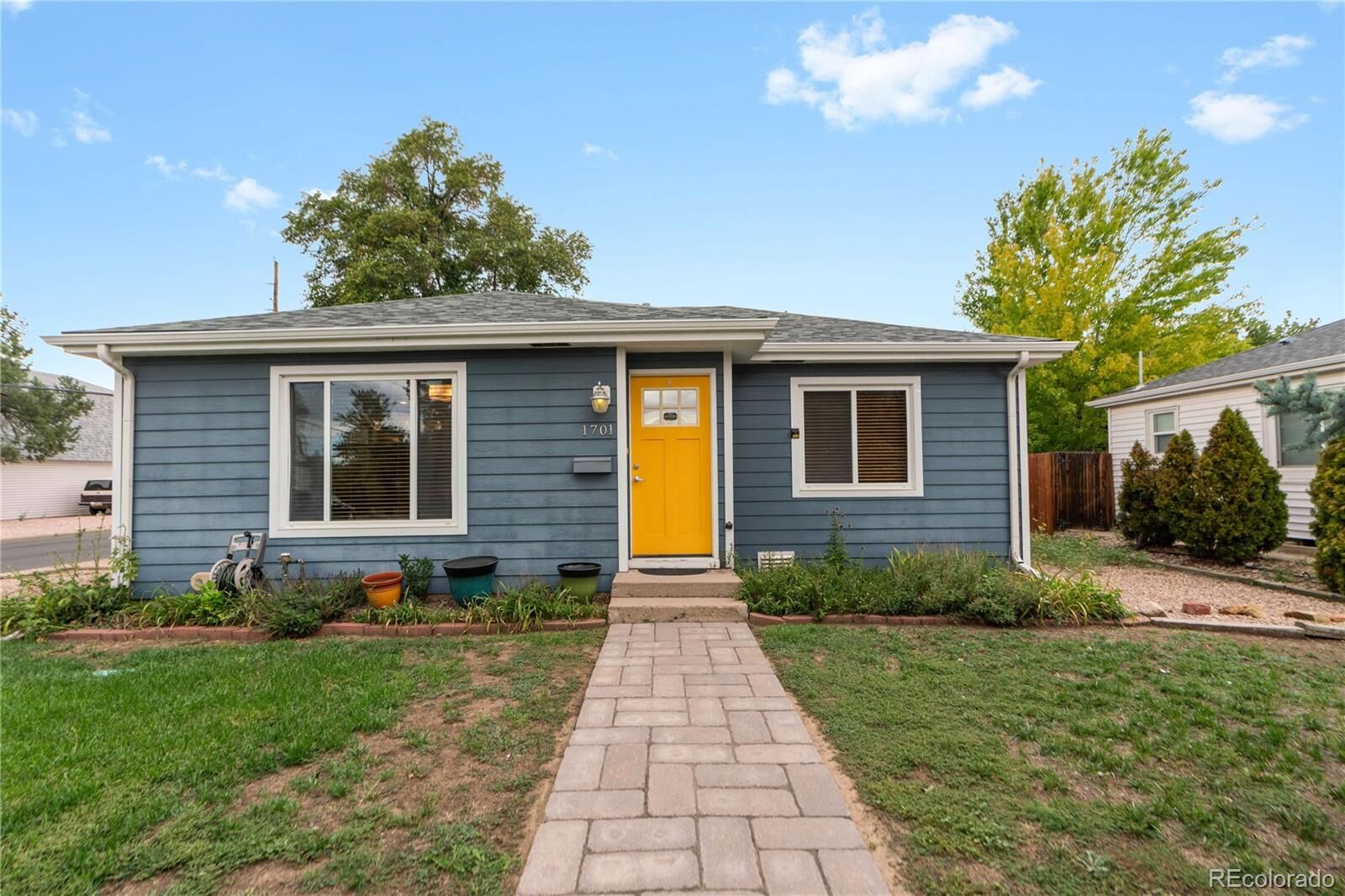 Property Photo:  1701 Spruce Street  CO 80220 