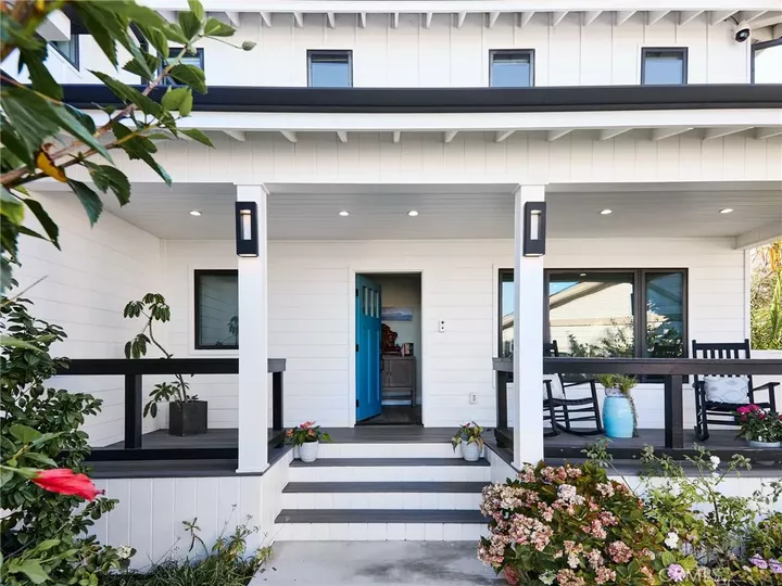 Property Photo: 1005 E Walnut CA 90245
