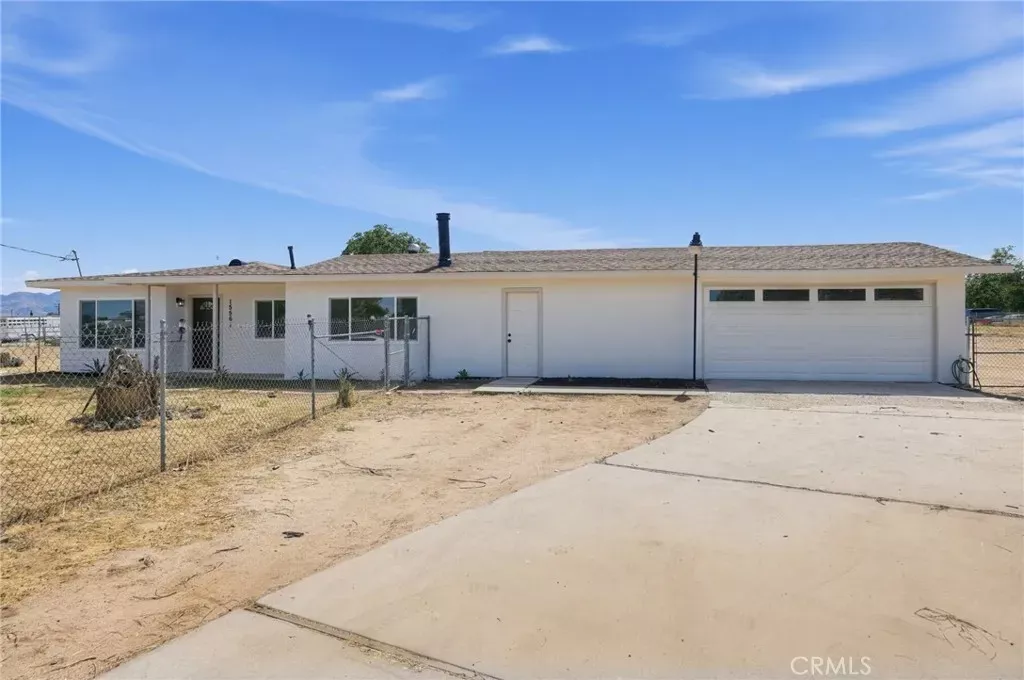 Property Photo:  15561 Ash Street  CA 92345 