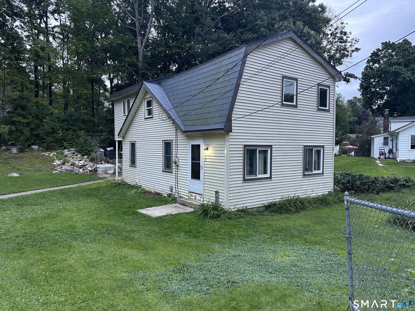 Property Photo:  4 Ellis Road  CT 06424 