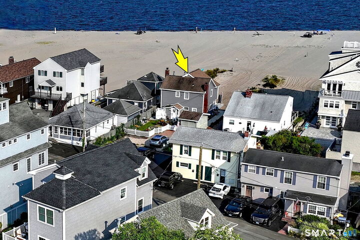 Property Photo:  25 Milford Point Road  CT 06460 