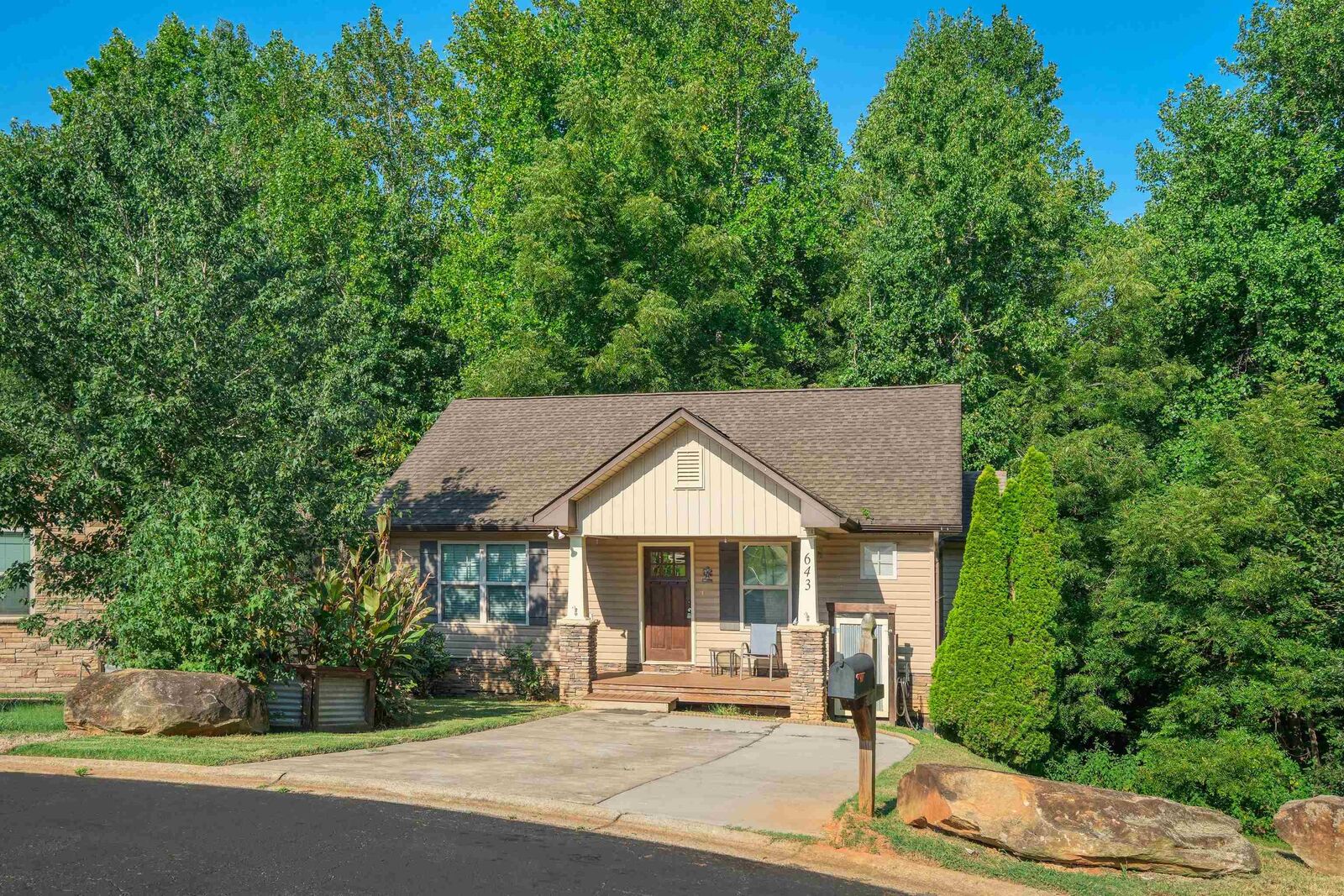 Property Photo: 643 Fawn Branch Trail SC 29316