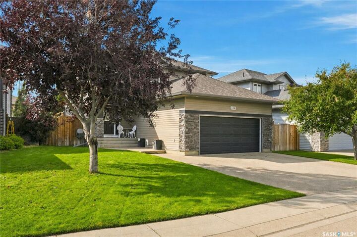 Property Photo:  114 Levalley Cove  SK S7T 0H5 