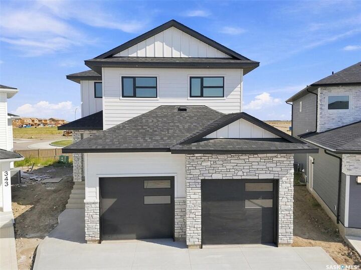 Property Photo:  339 Sharma Crescent  SK S7W 1K9 