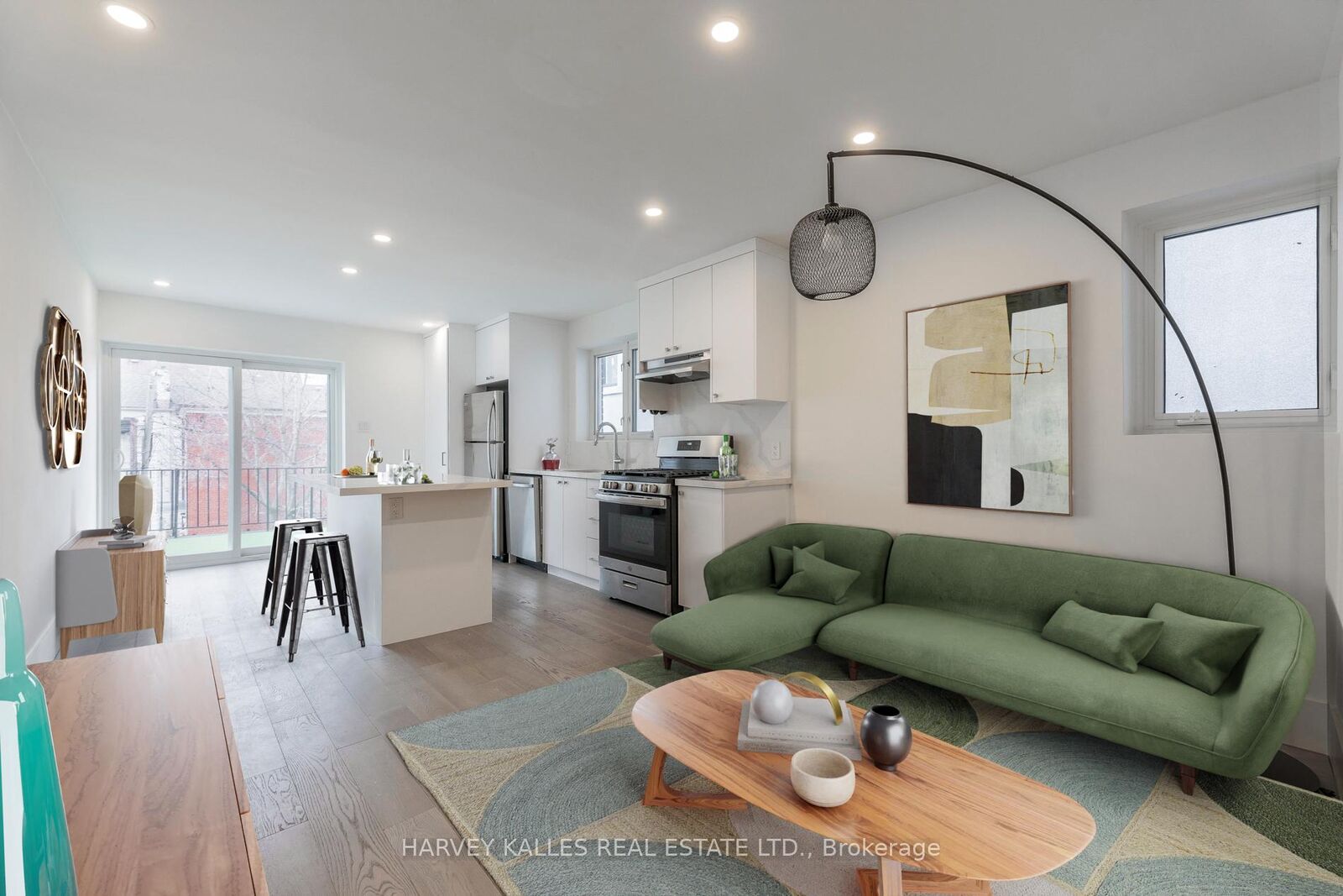 Property Photo:  210 Christie Street 2  ON M6G 3B7 