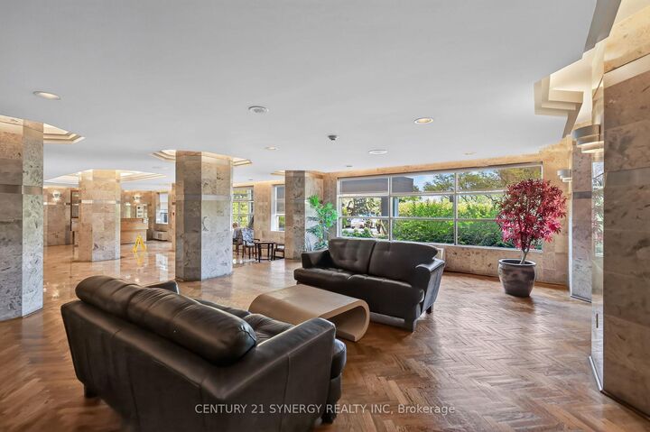 Property Photo:  2759 Carousel Crescent 704  ON K1T 2N5 
