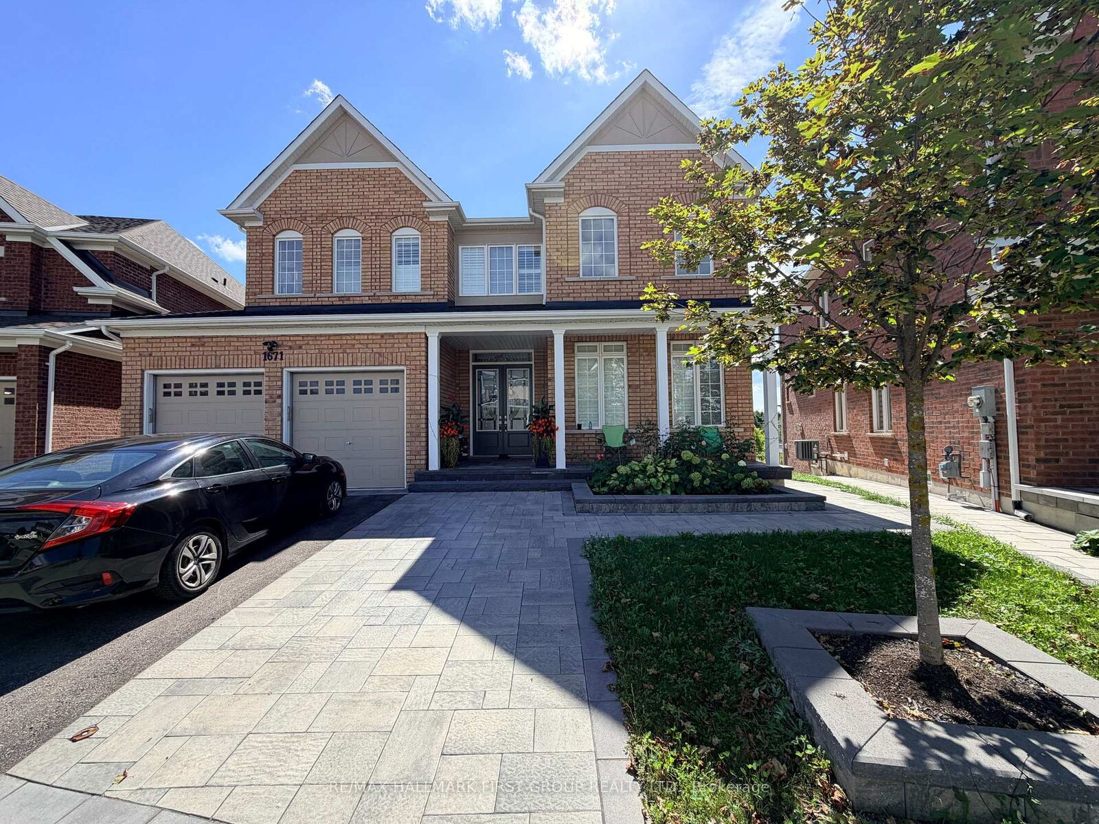 Property Photo: 1671 William Lott Drive ON L1K 0X3