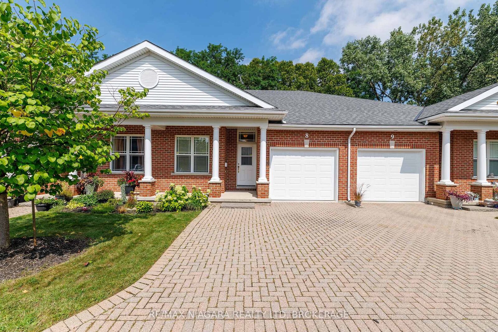 Property Photo:  3300 Montrose Road 8  ON L2H 3L9 