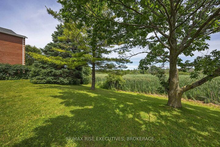 Property Photo: 580 Armstrong Road 118 ON K7M 8M3