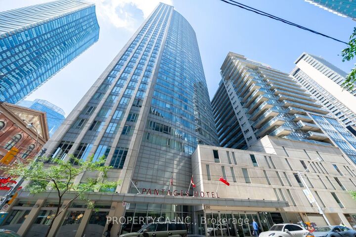 210 Victoria Street 912 — photo 1