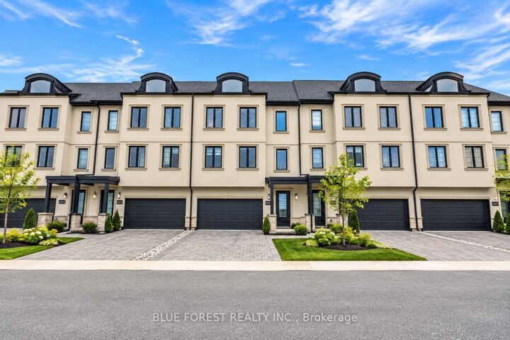 Property Photo:  2525 Meadowlands Way 33  ON N6G 2N1 