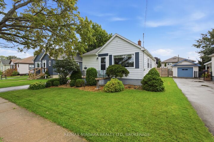 Property Photo:  222 Neff Street  ON L3K 3T6 