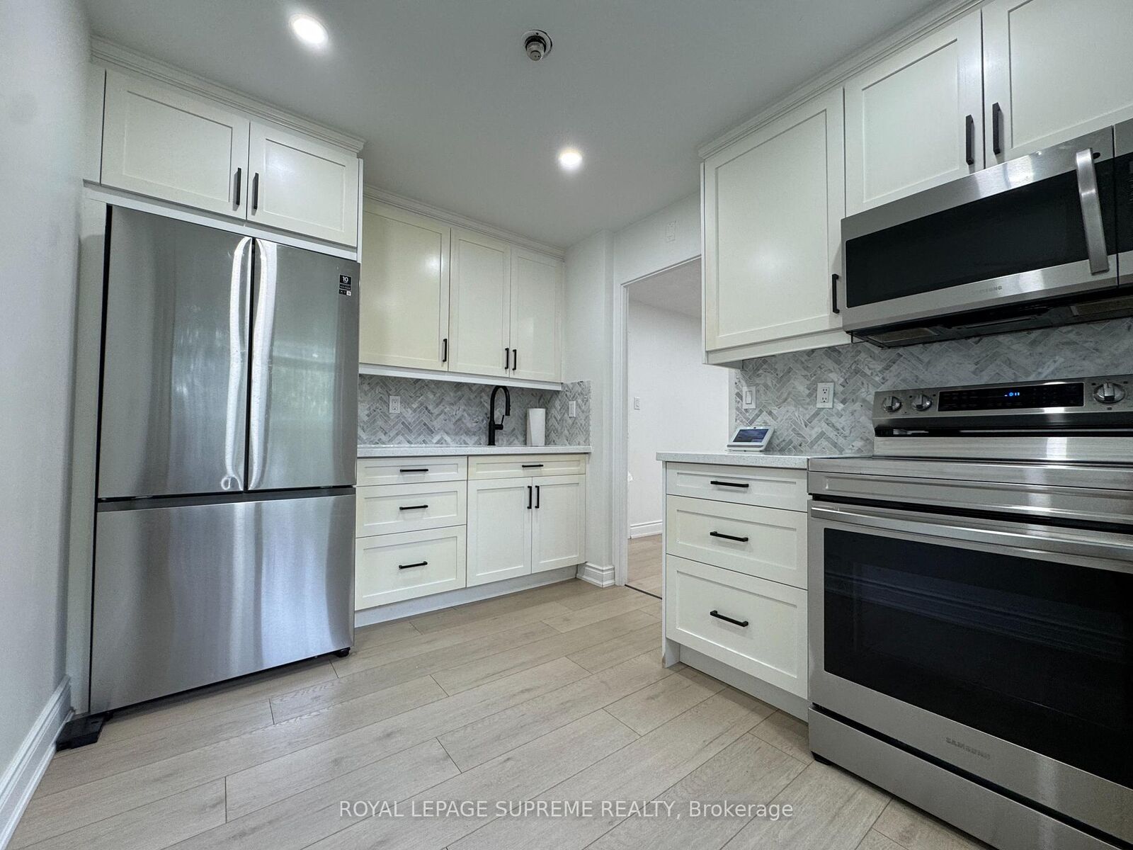 Property Photo:  91 Muir Drive 26  ON M1M 3T7 