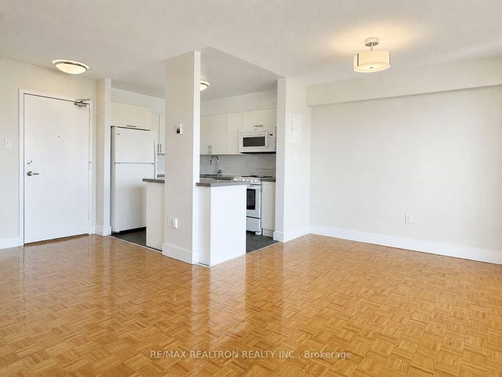 Property Photo:  666 Spadina Avenue 1410  ON M5S 2H8 