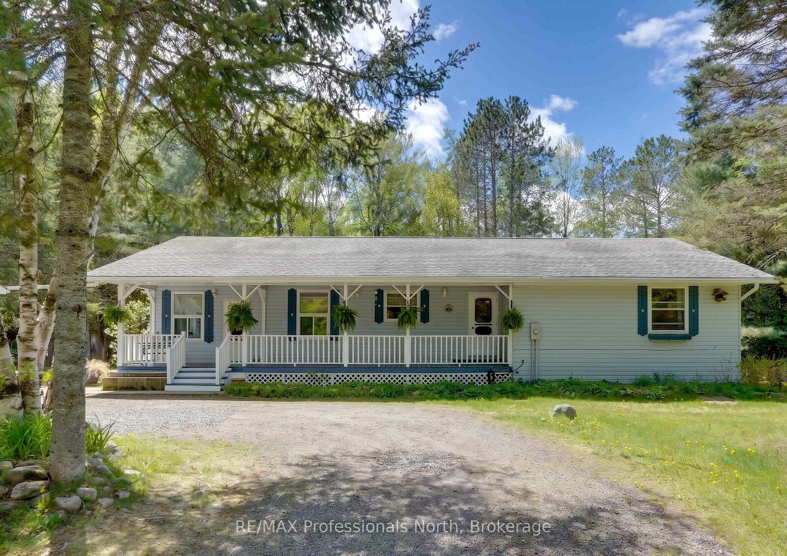Property Photo:  2593 Brunel Road  ON P1H 2J3 