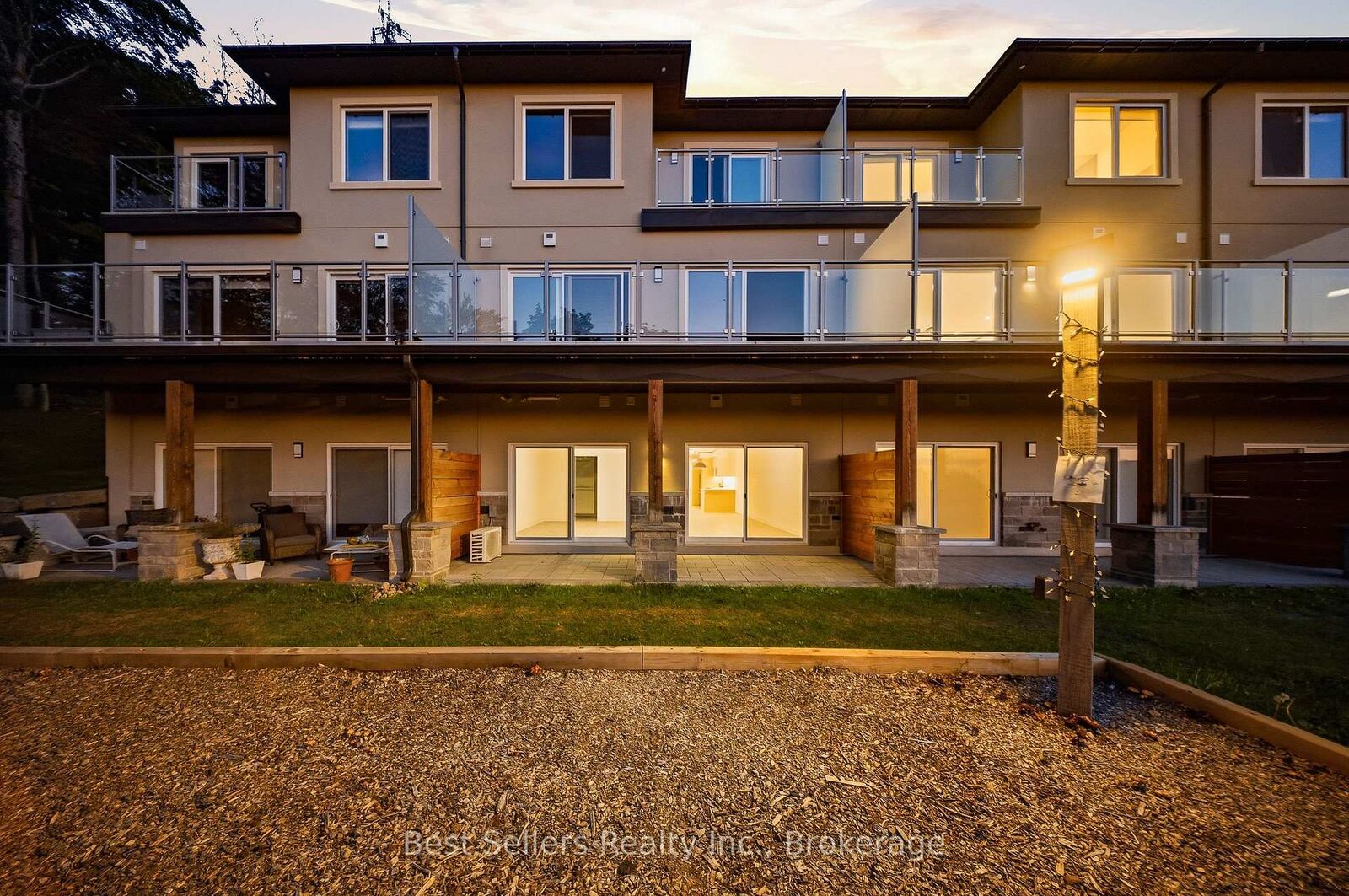 Property Photo:  2-29 Horizon Lane  ON P1H 0G6 
