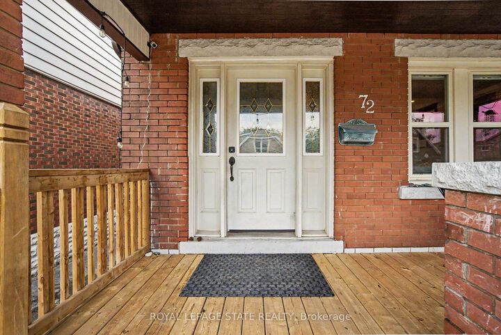 Property Photo:  72 Garside Avenue N  ON L8H 4W3 