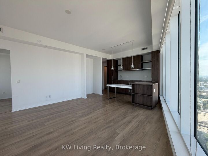 Property Photo: 197 Yonge St Street 3902 ON M5B 1M4