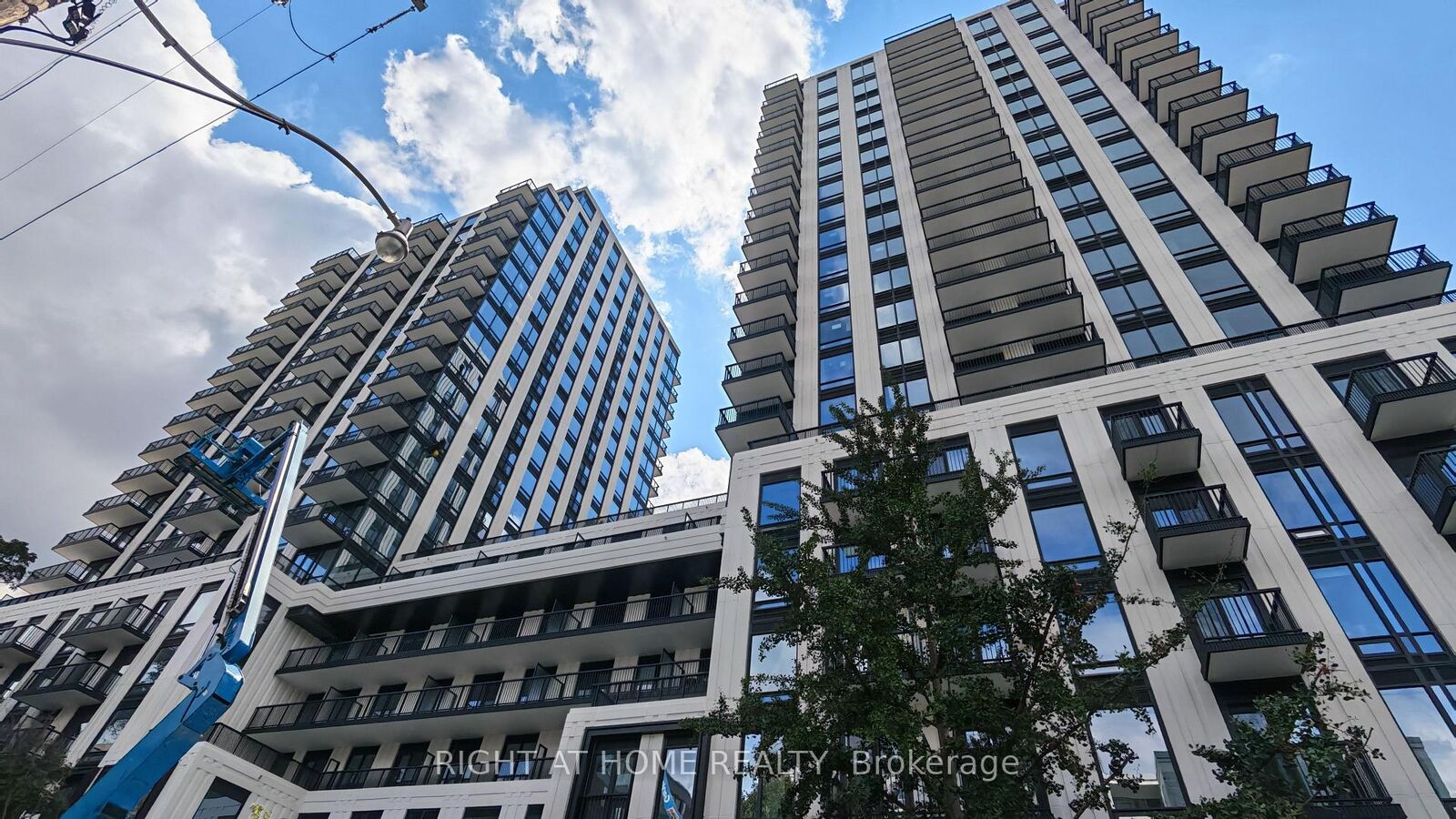 Property Photo:  91 Montclair Avenue 203  ON M5P 0B1 