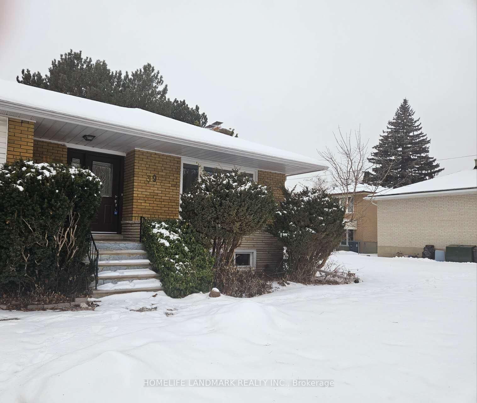 Property Photo:  39 Bathford Crescent  ON M2J 2S3 