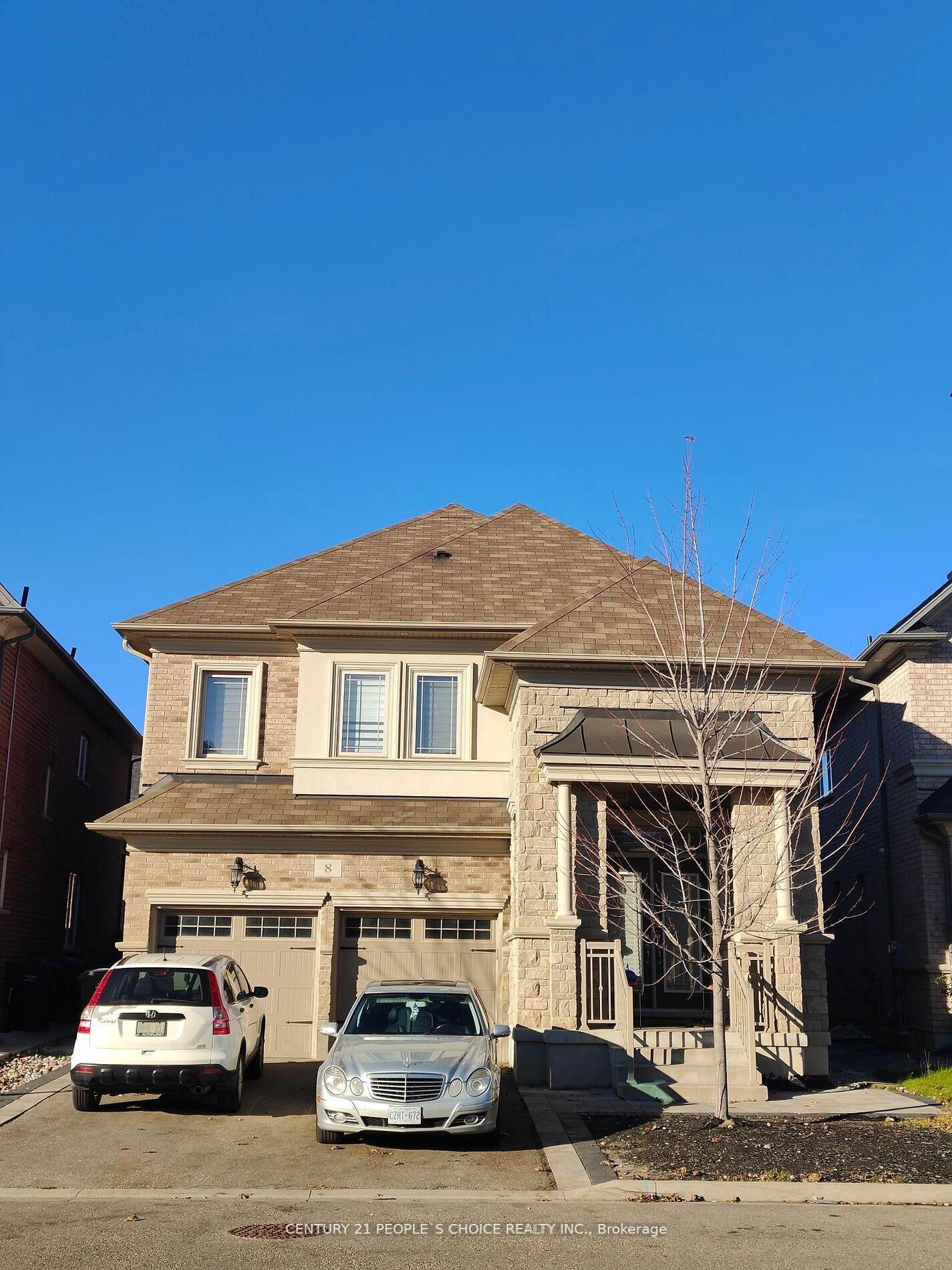 Property Photo:  8 Chiming Road  ON L6P 4E1 