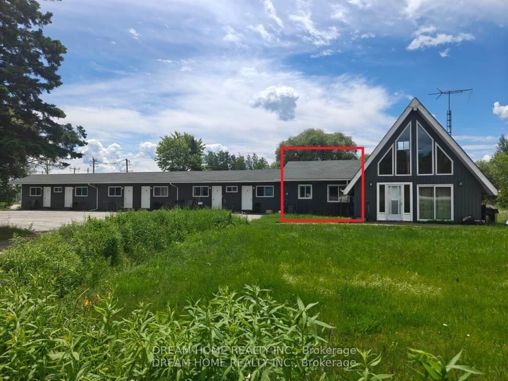 Property Photo: 11702 Highway 17 Highway #7 ON P0H 1G0