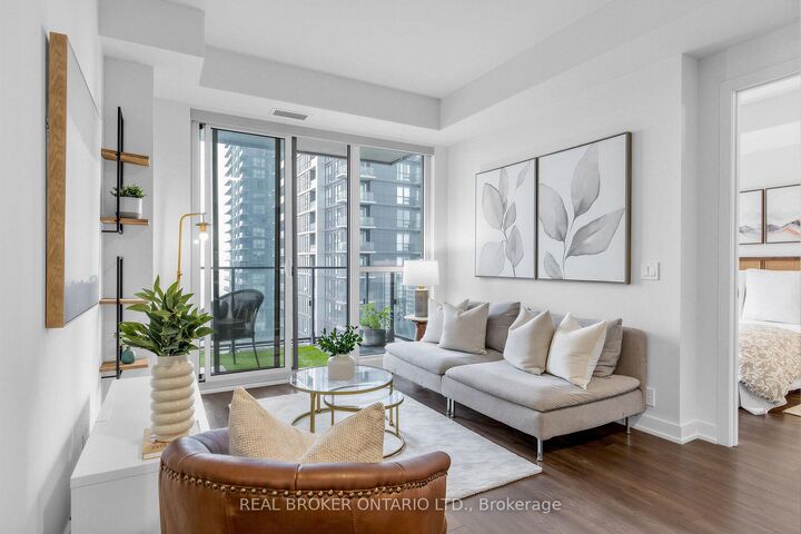 Property Photo: 10 Park Lawn Road 1910 ON M8V 0H9