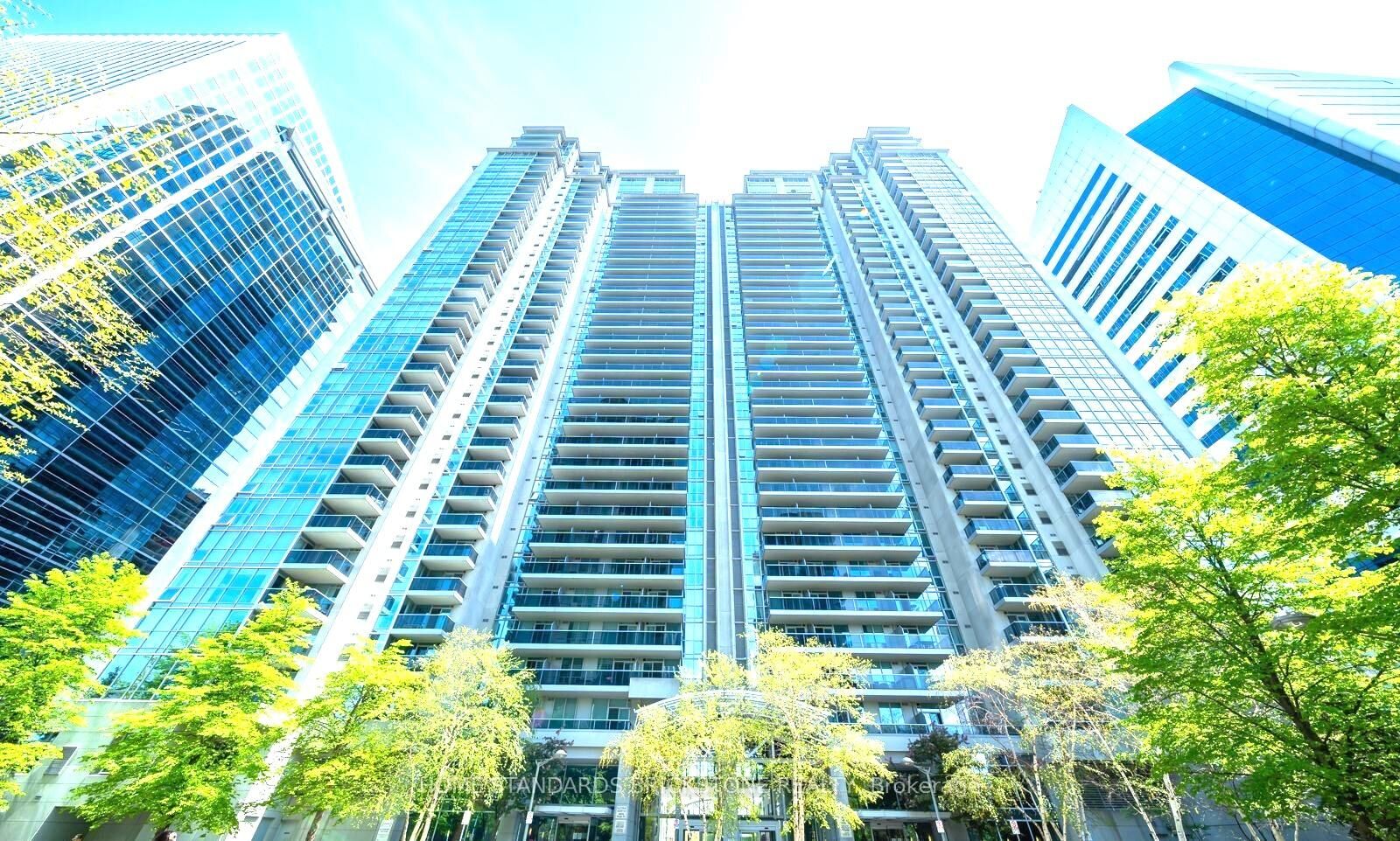 Property Photo: 4978 Yonge Street 507 ON M2N 7G8