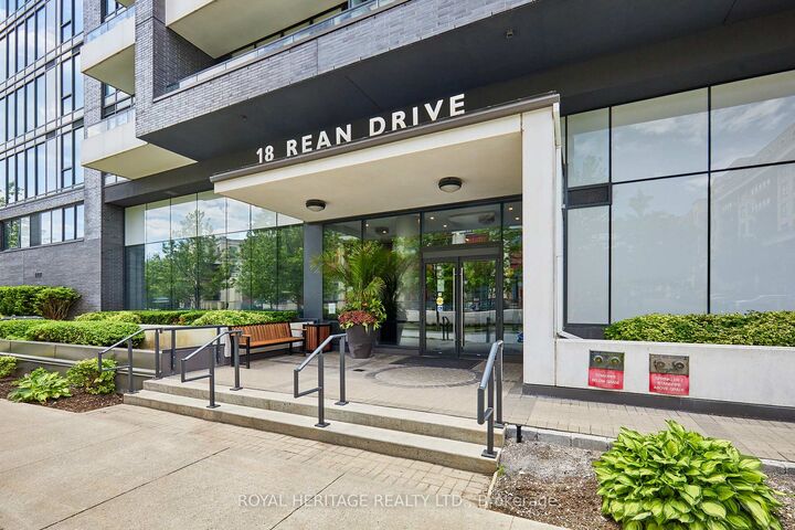 Property Photo:  18 Rean Drive 204  ON M2K 0C7 