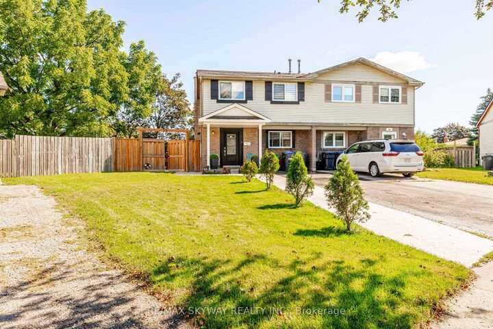 Property Photo:  52 Charters Road  ON L6V 2S5 