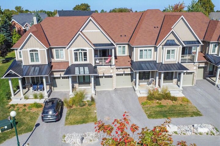 Property Photo: 171 Snowbridge Way 26 ON L9Y 0V1