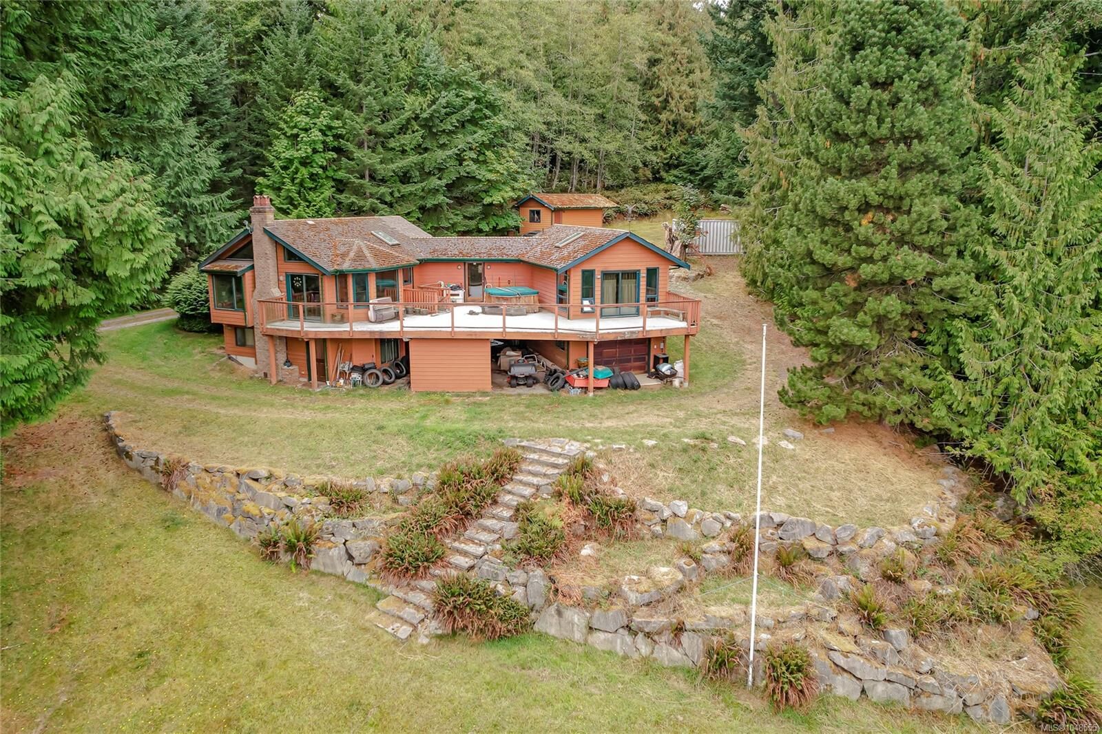 Property Photo:  190 Seymour Hts  BC V8K 2B6 