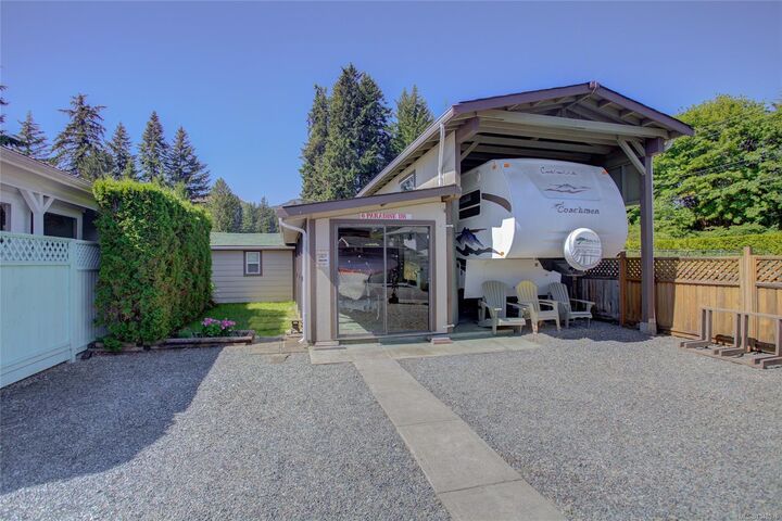 Property Photo:  6855 Park Ave #6  BC V0R 1G0 