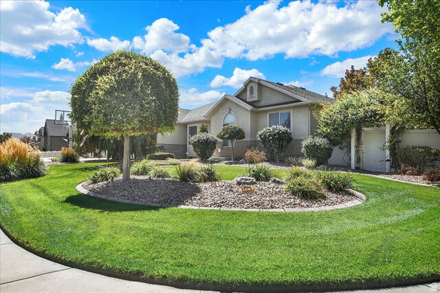 Property Photo: 12548 S Harvest Spring Ln UT 84096